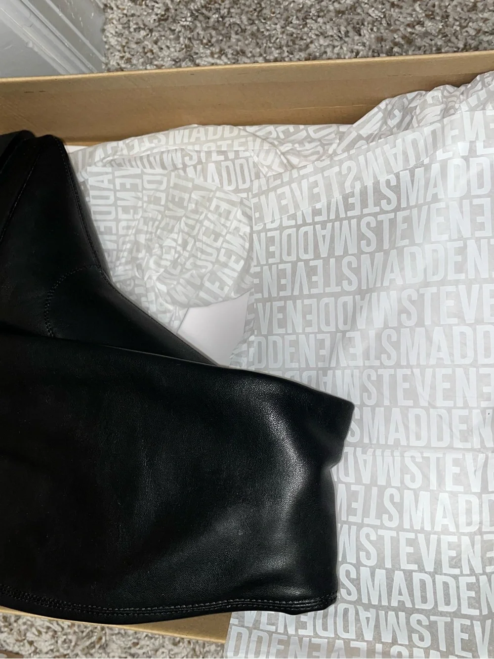 Steve Madden Sexy Black Platform Knee-High Women's Boot - Classic Style